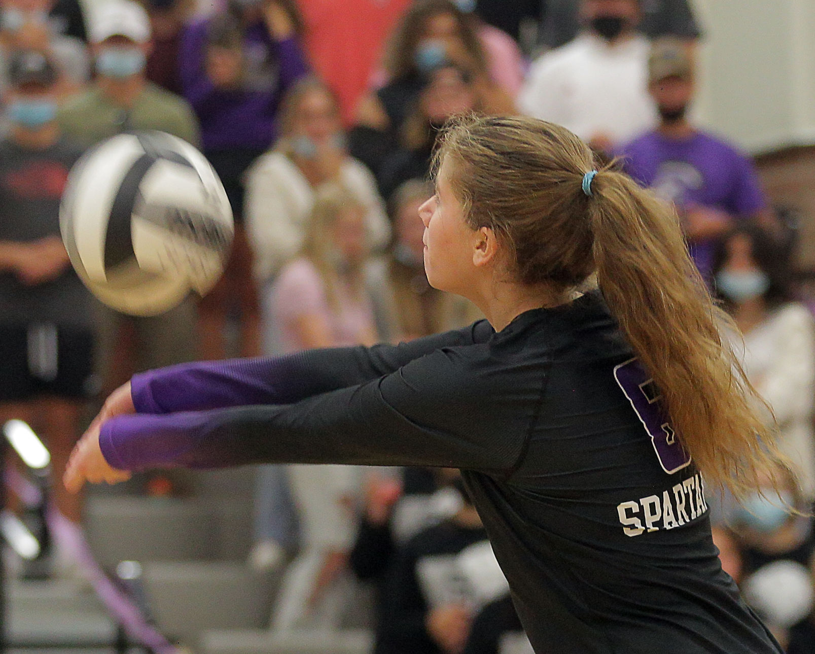 Truckee at Spring Creek Volleyball 32.jpg